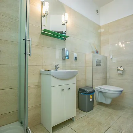 Apartment Paris Na Wasowicza